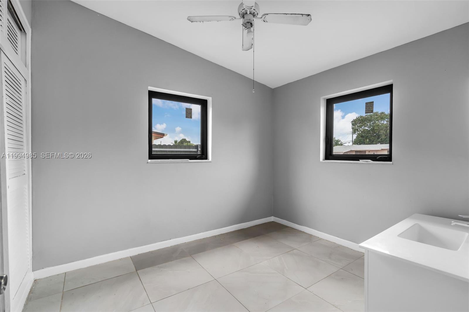 LAKE AIRE ESTATES - Residential