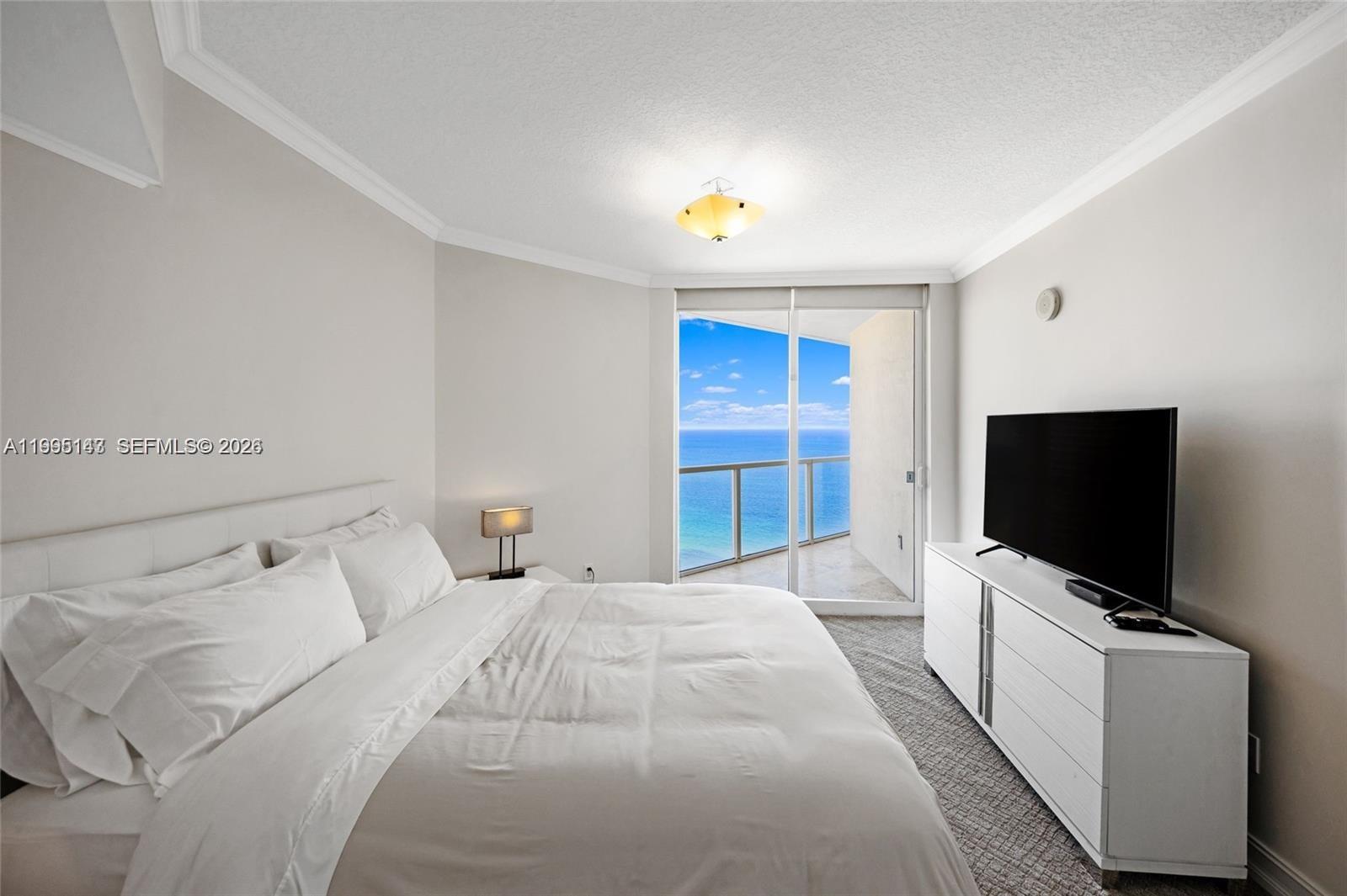 LA PERLA CONDO - Residential