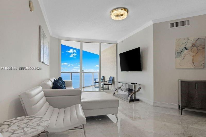LA PERLA CONDO - Residential