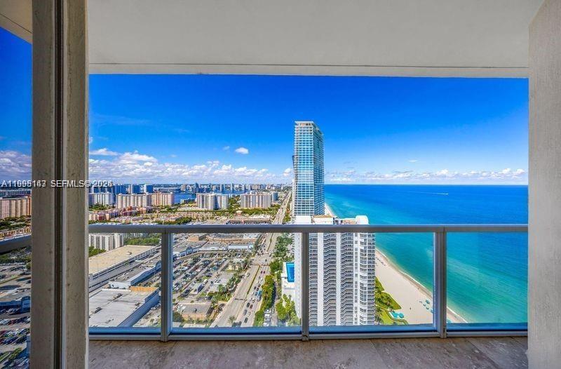 LA PERLA CONDO - Residential