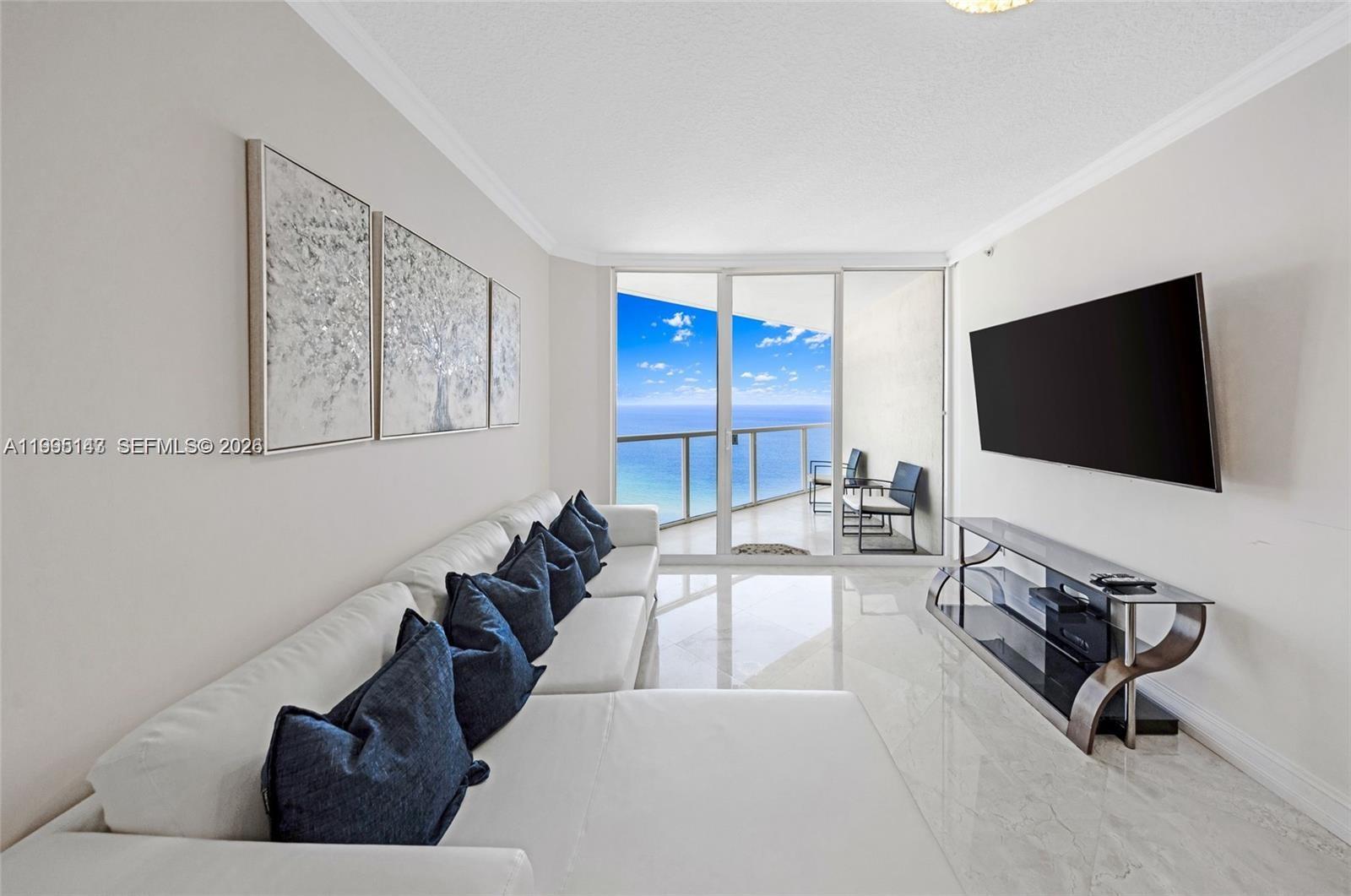 LA PERLA CONDO - Residential