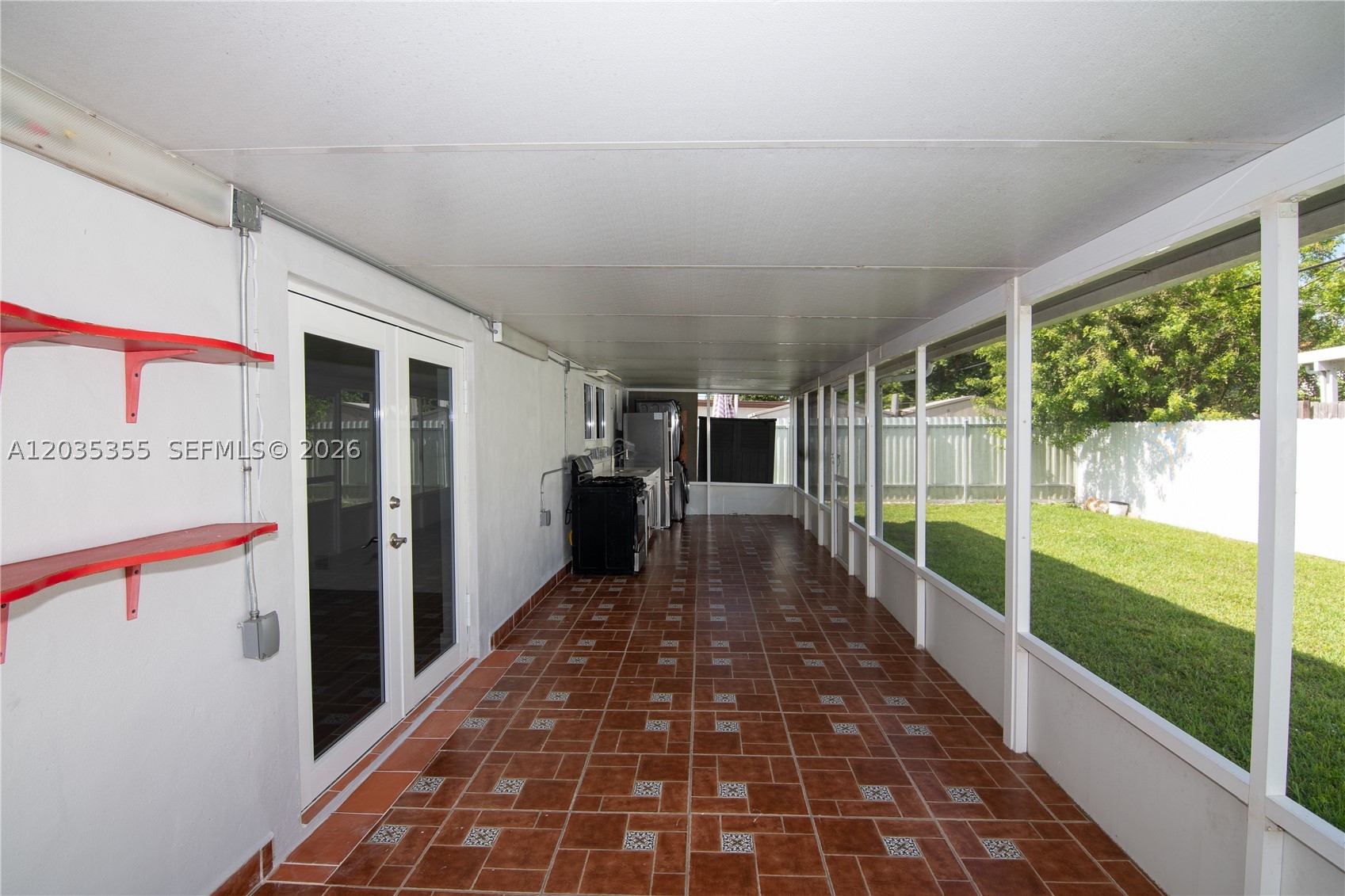 CORAL GARDENS - Residential