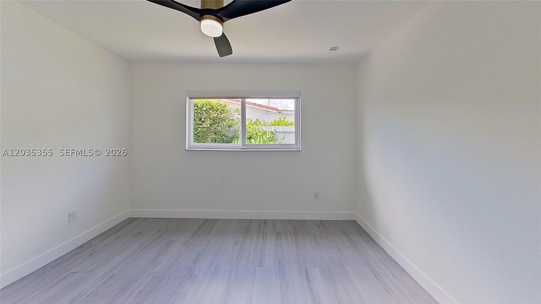 CORAL GARDENS - Residential