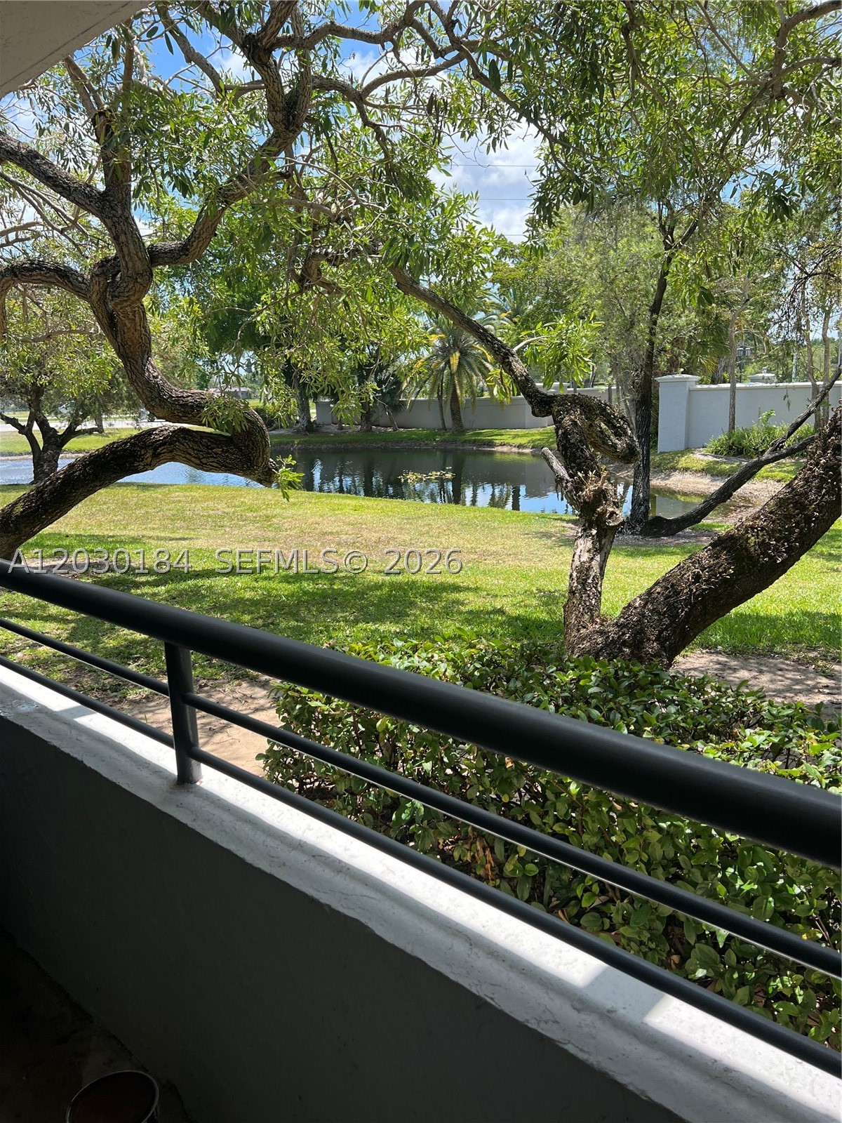 COCO PARC CONDO - Residential Lease