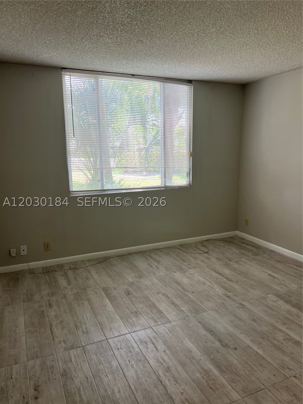 COCO PARC CONDO - Residential Lease