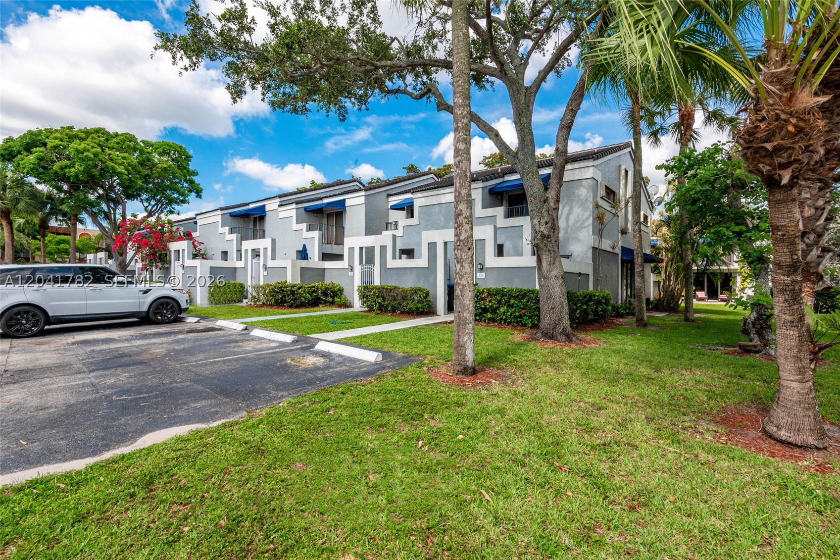 CROSS CREEK TOWNHOMES PLA - Residential