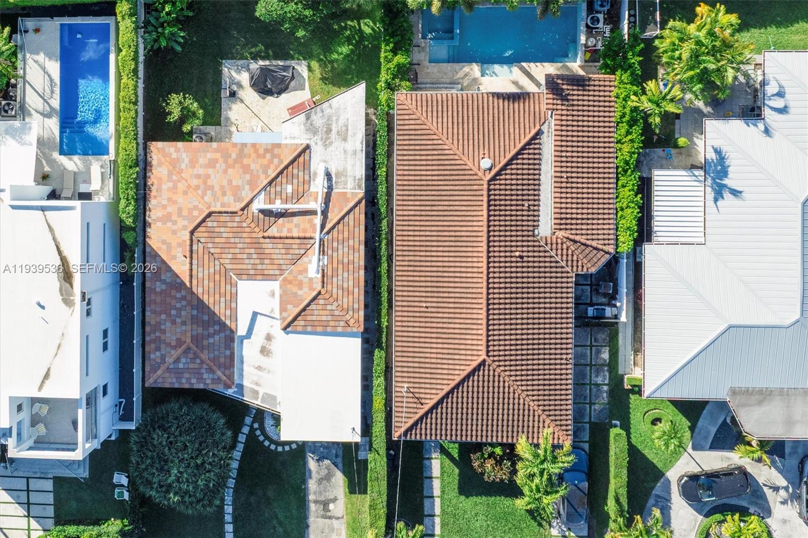 ALTOS DEL MAR #6 - Residential
