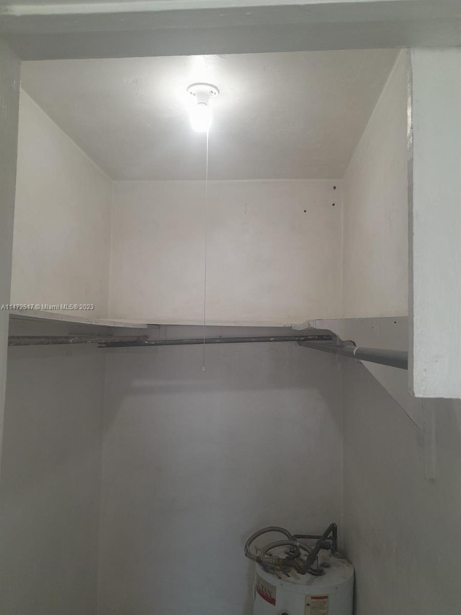 HIALEAH 7TH ADDN - Residential Lease