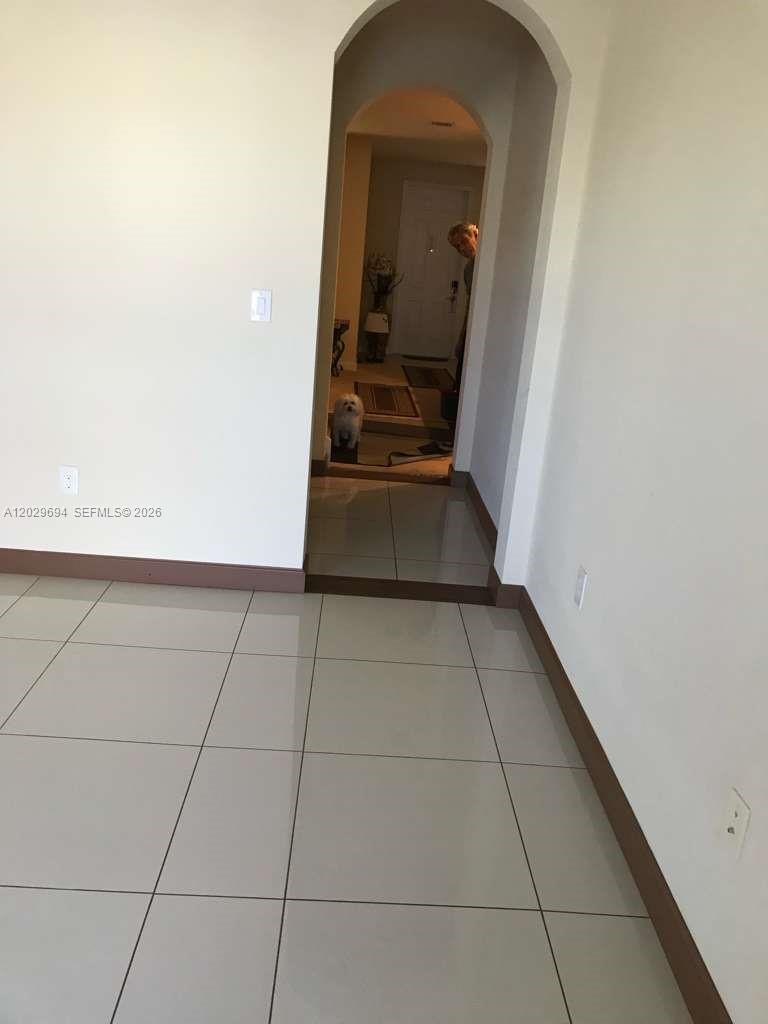 KENDALL COMMONS RESIDENTI - Residential