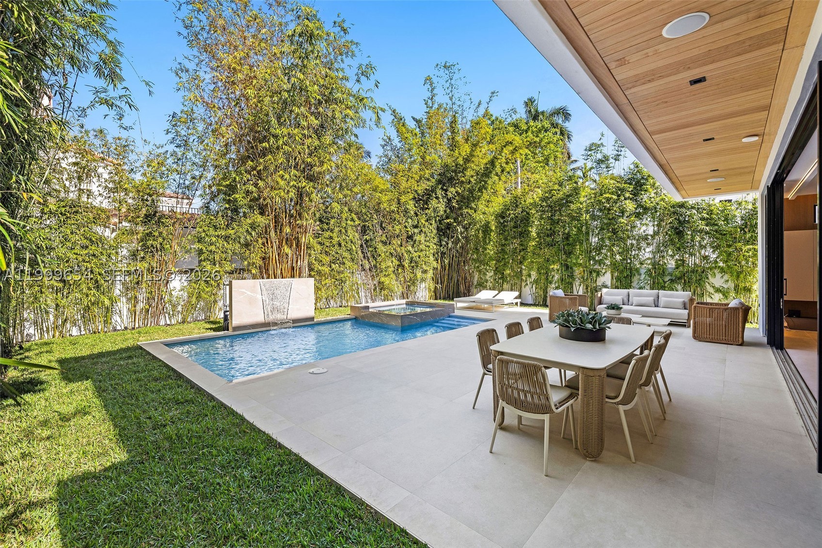 BEACH VIEW ADDN - Residential