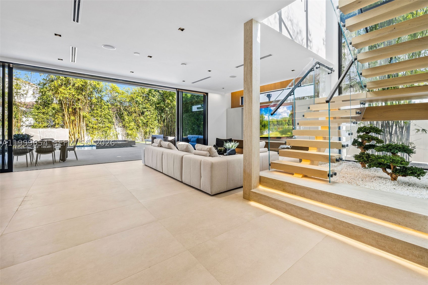 BEACH VIEW ADDN - Residential
