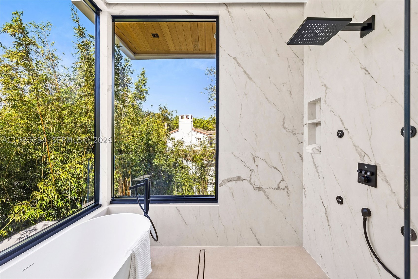 BEACH VIEW ADDN - Residential