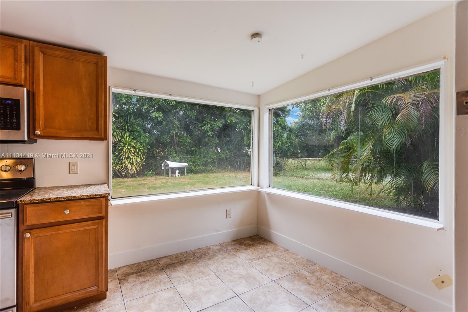 DAVIE HEIGHTS - Residential