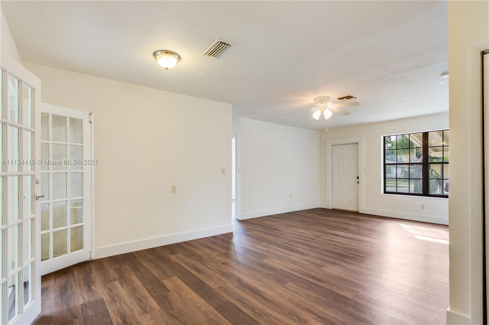 DAVIE HEIGHTS - Residential