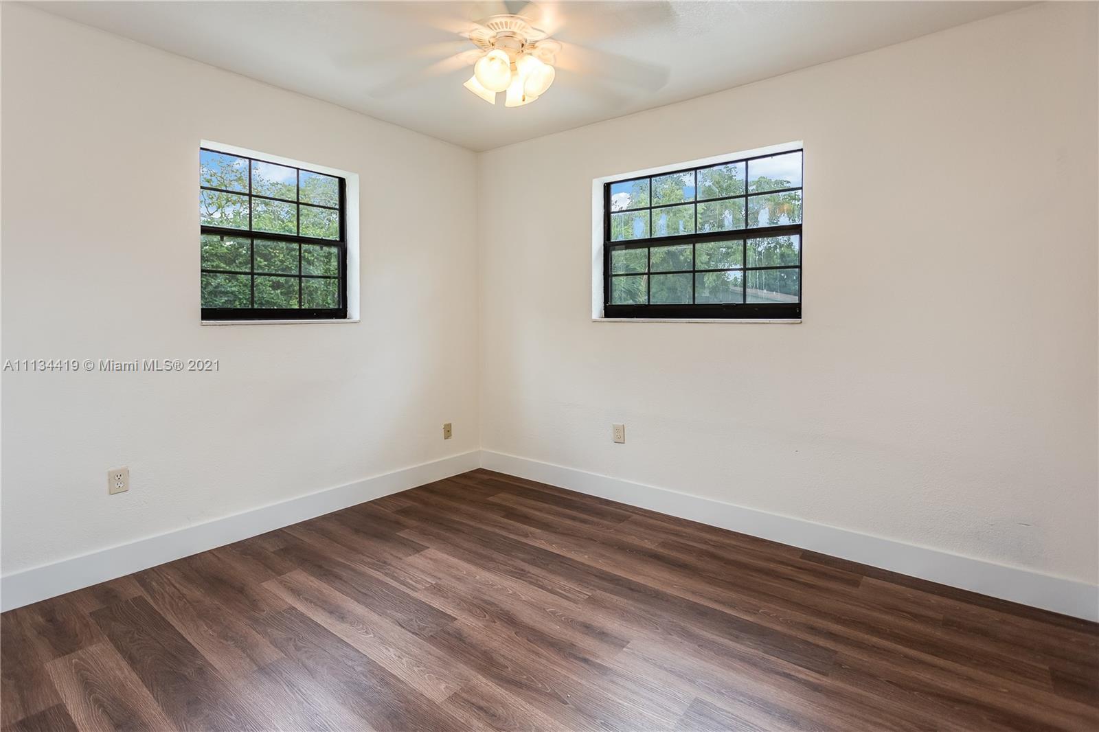 DAVIE HEIGHTS - Residential