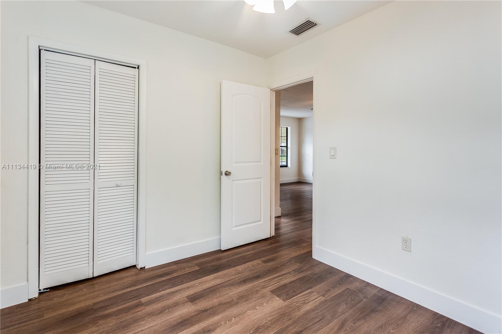 DAVIE HEIGHTS - Residential