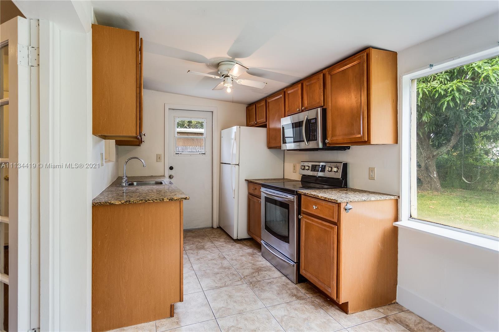 DAVIE HEIGHTS - Residential