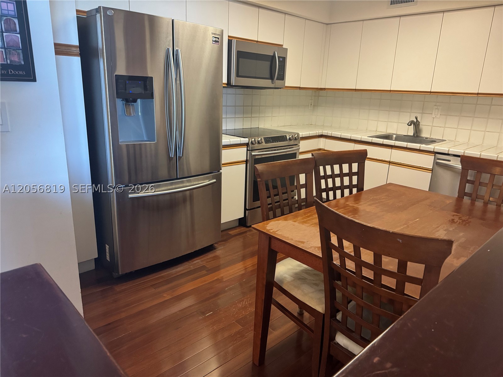MYSTIC POINTE TOWER 500 C - Residential