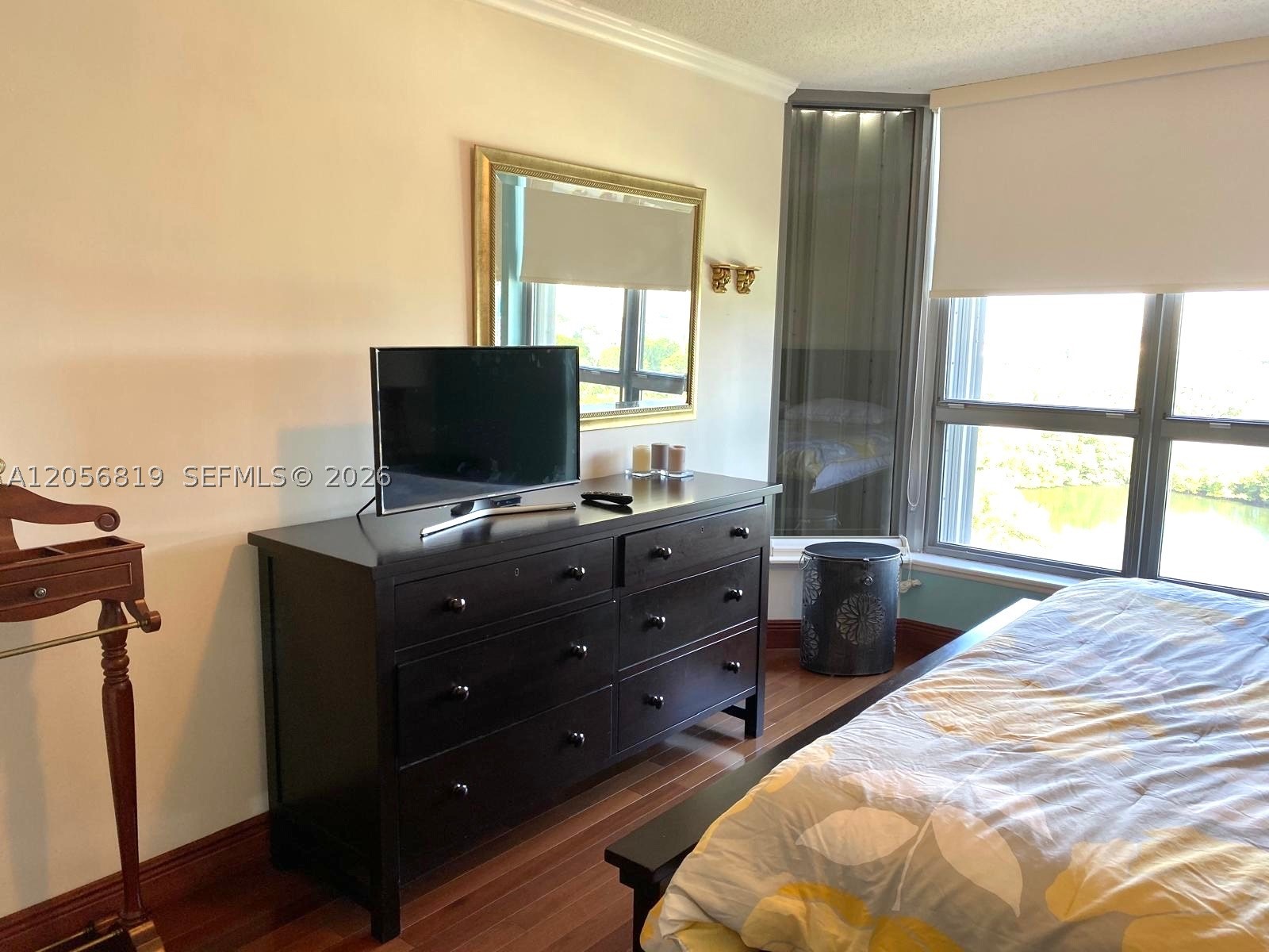 MYSTIC POINTE TOWER 500 C - Residential