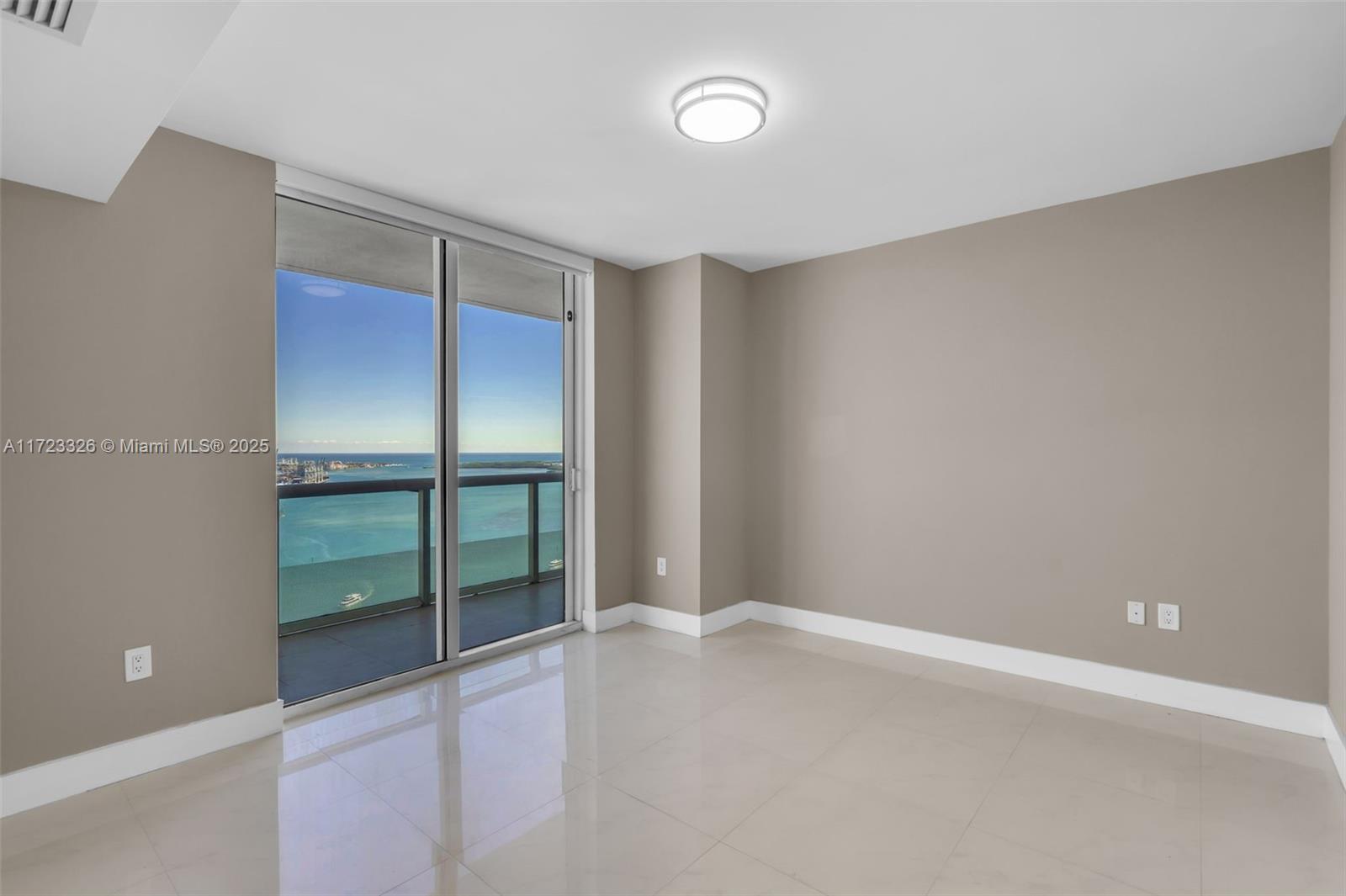 50 BISCAYNE CONDO - Residential