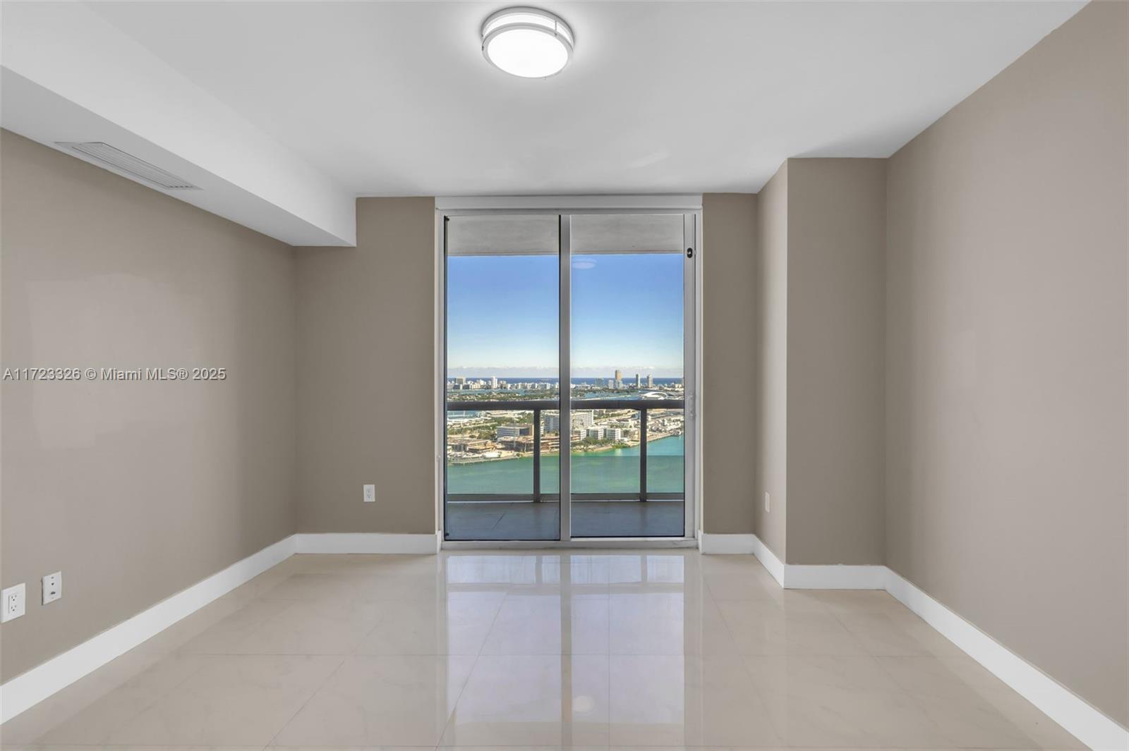 50 BISCAYNE CONDO - Residential