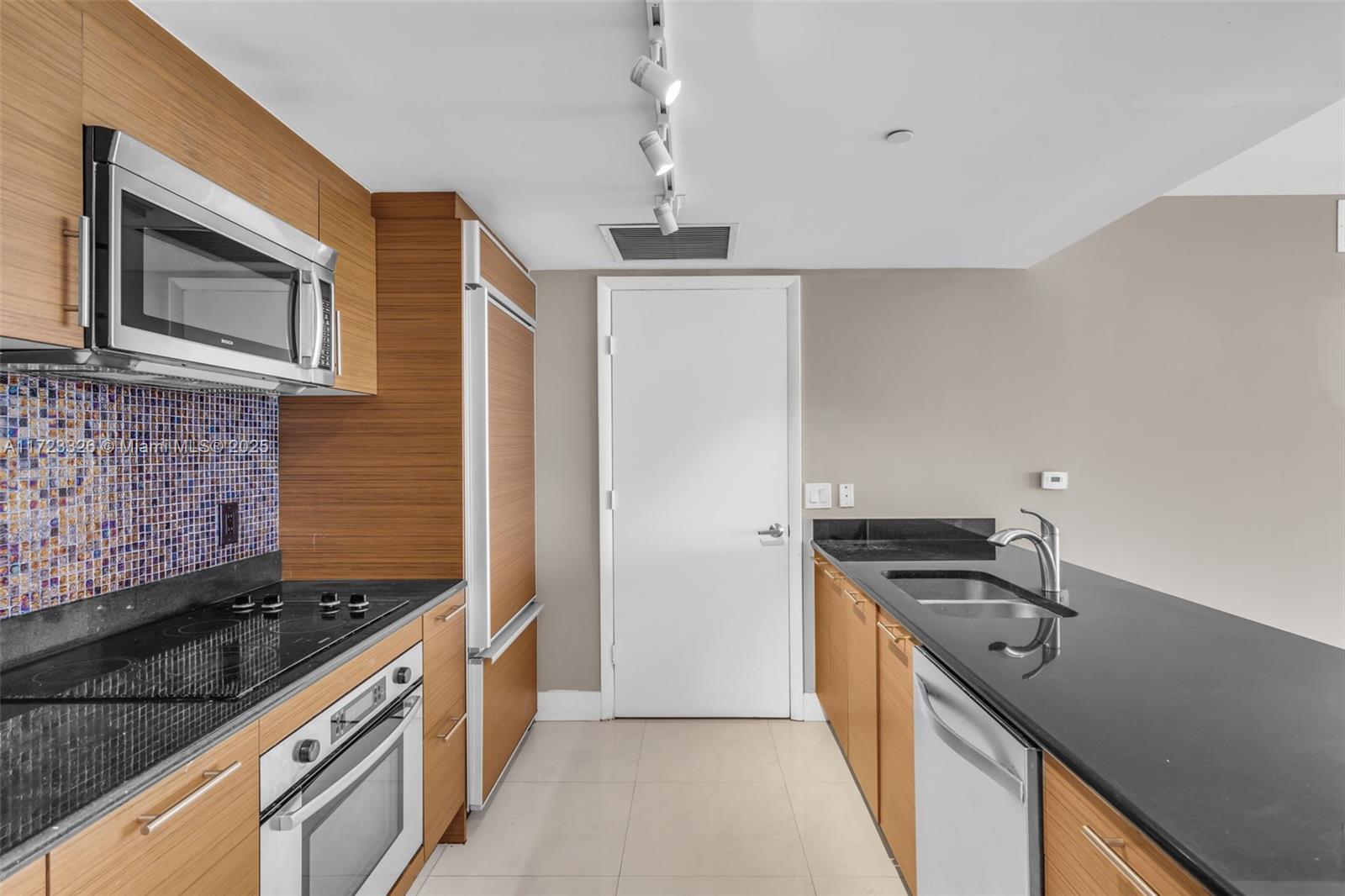 50 BISCAYNE CONDO - Residential