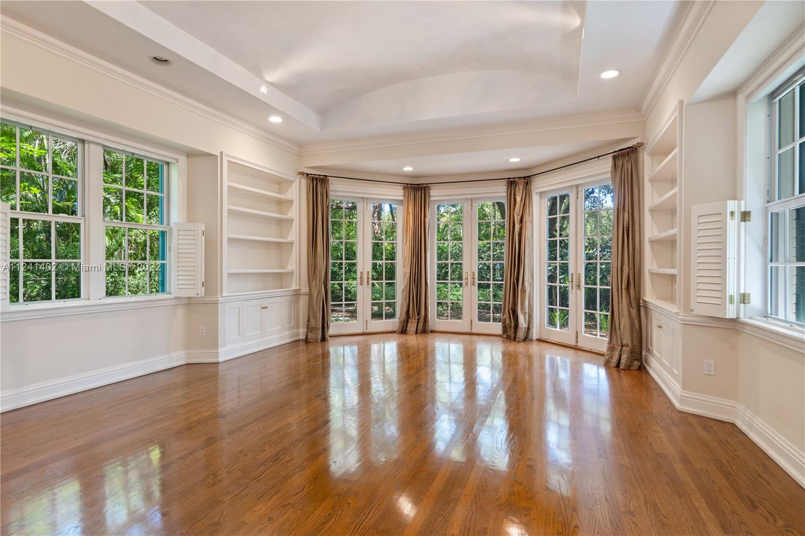 CARTER-HINSON TR - Residential