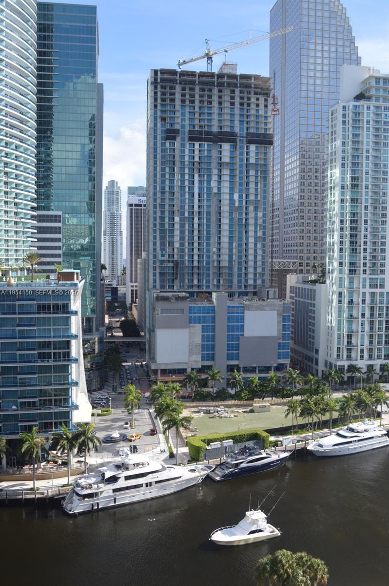 ICONBRICKELL CONDO NO 1 - Residential