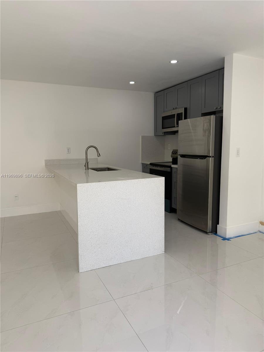 FULFORD BY THE SEA SEC D - Residential Lease