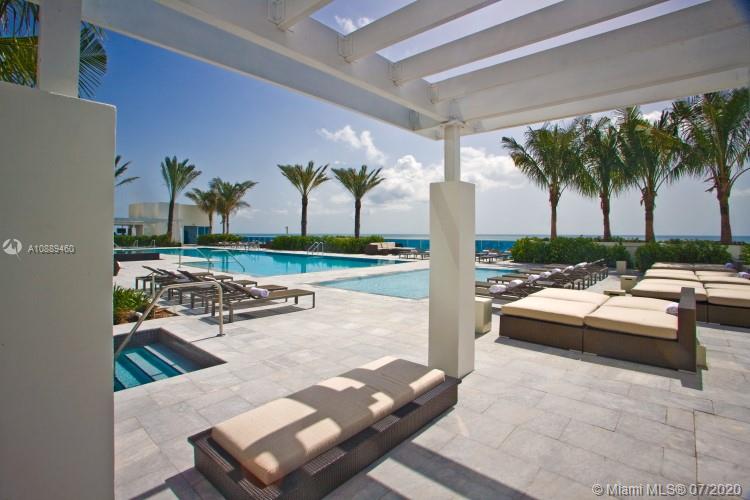 2711 HOLLYWOOD BEACH COND - Residential