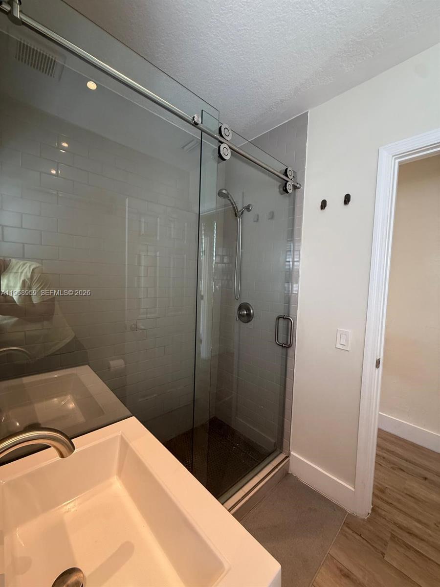 BRENTWOOD - Residential
