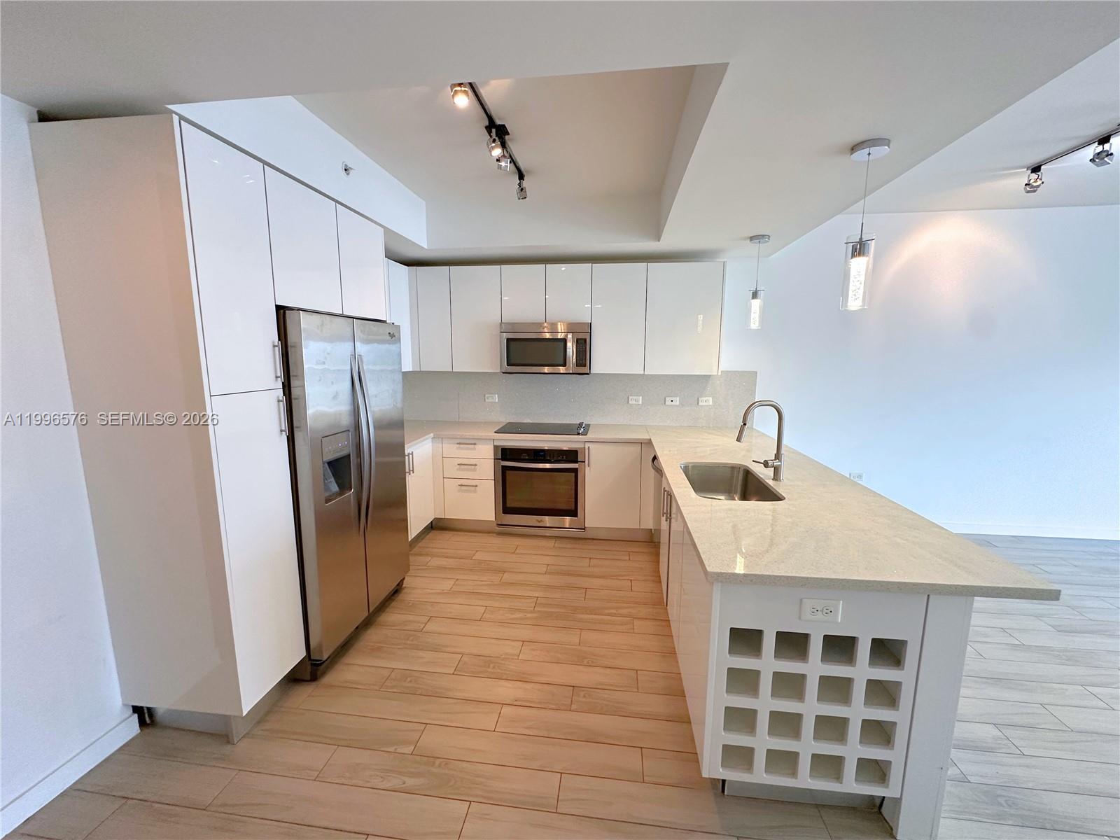NINE AT MARY BRICKELL VIL - Residential