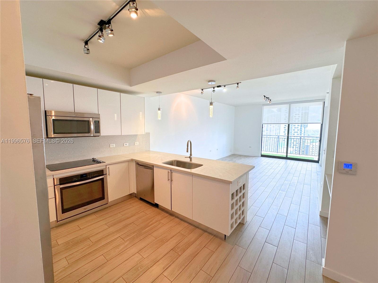 NINE AT MARY BRICKELL VIL - Residential
