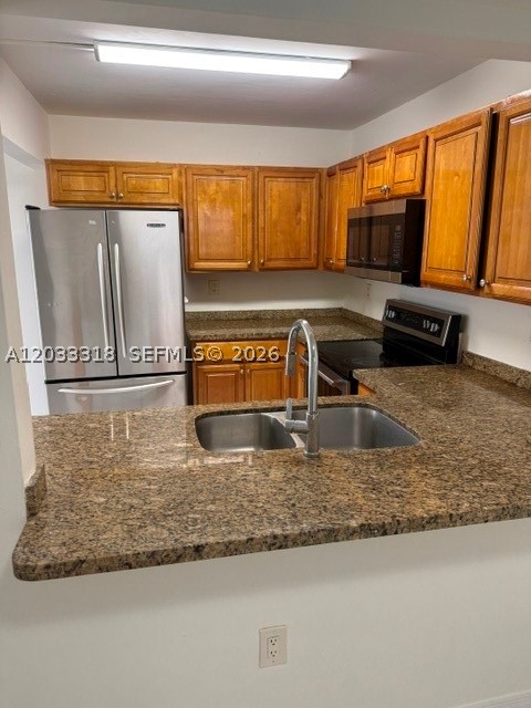 MONTEREY VILLAGE - Residential Lease