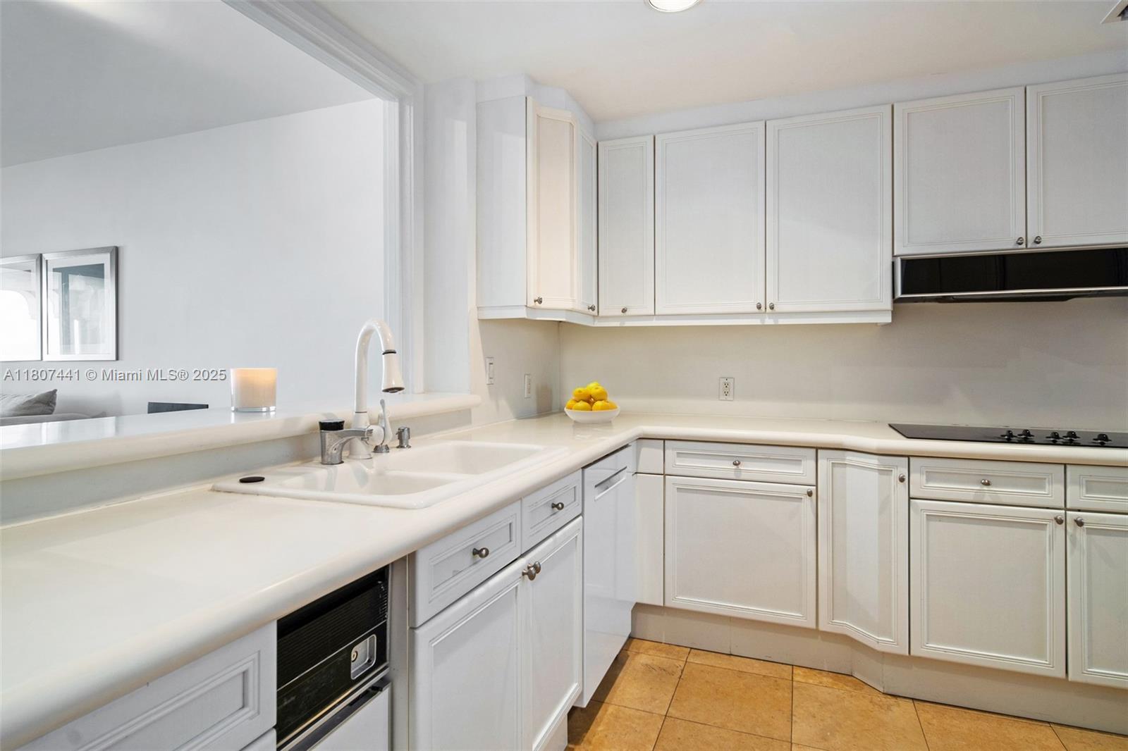 BAYVIEW FISHER ISL CONDO - Residential
