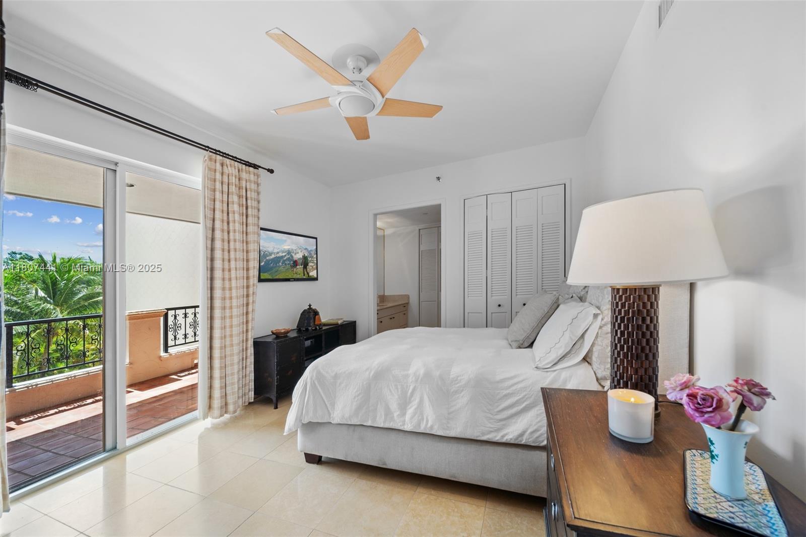 BAYVIEW FISHER ISL CONDO - Residential