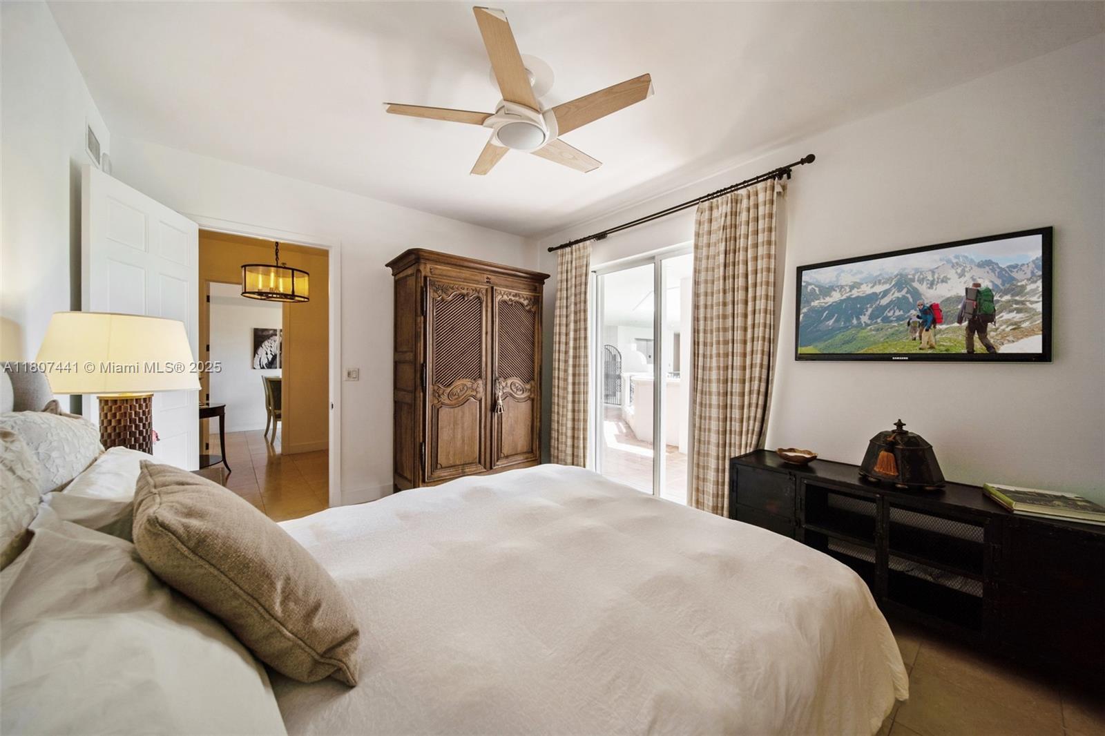 BAYVIEW FISHER ISL CONDO - Residential