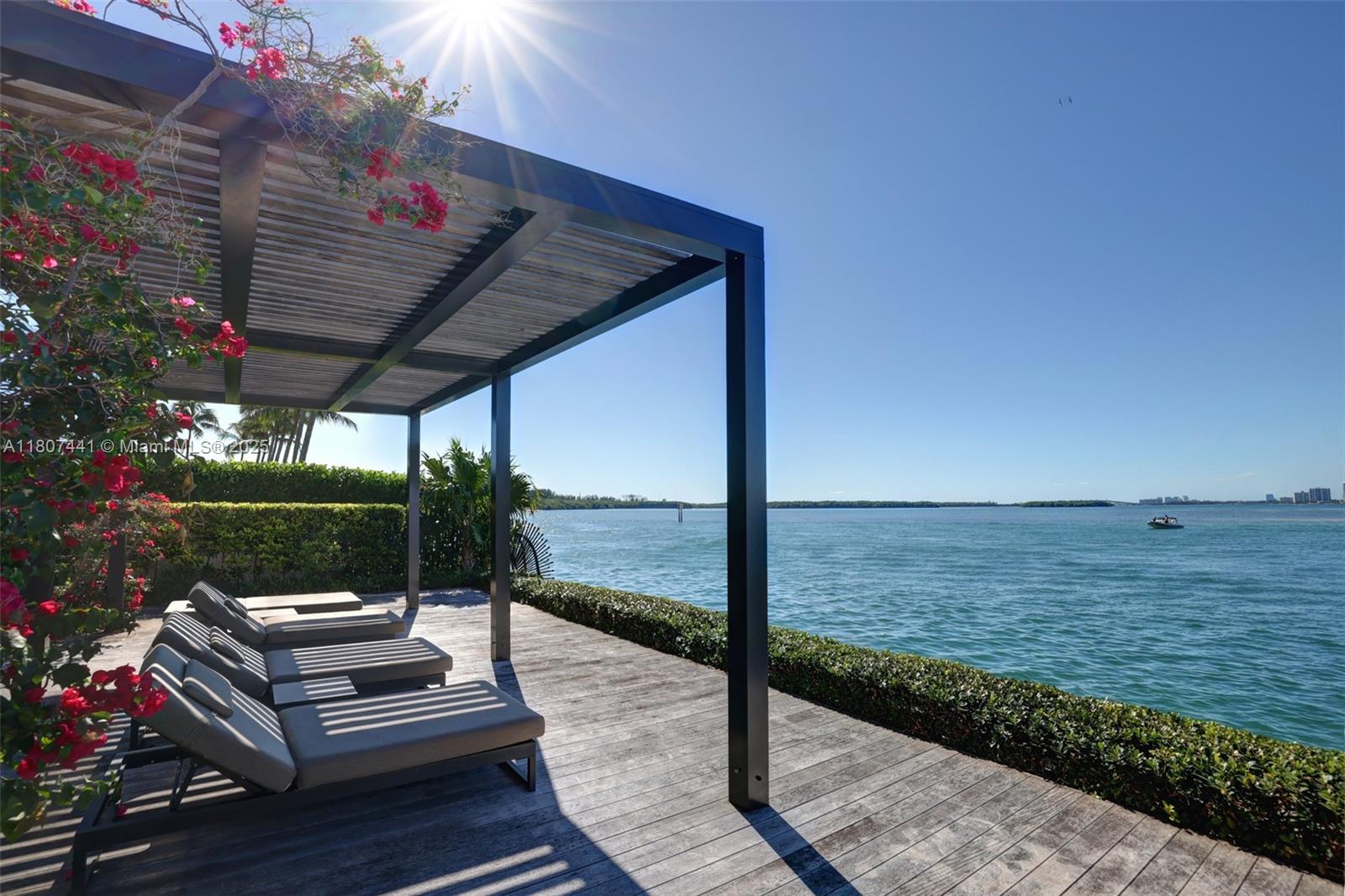 BAYVIEW FISHER ISL CONDO - Residential