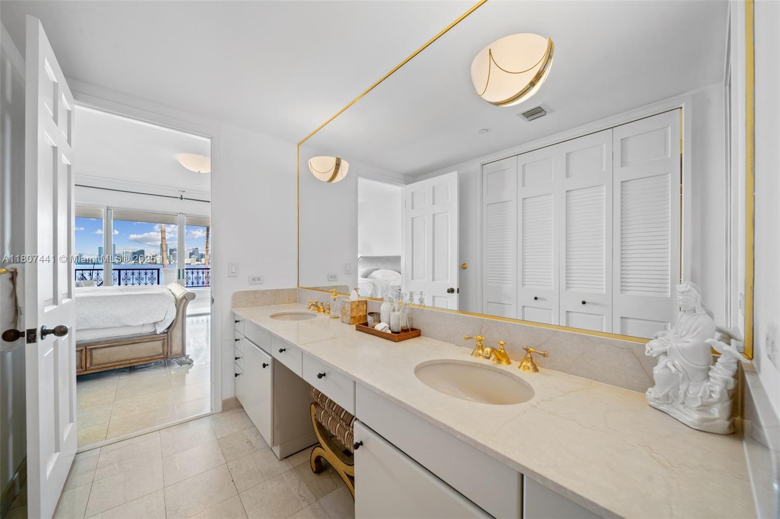 BAYVIEW FISHER ISL CONDO - Residential