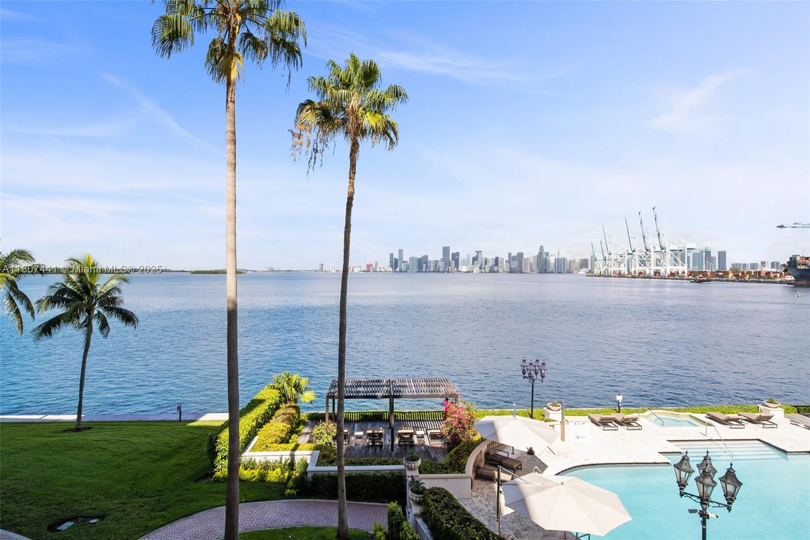 BAYVIEW FISHER ISL CONDO - Residential
