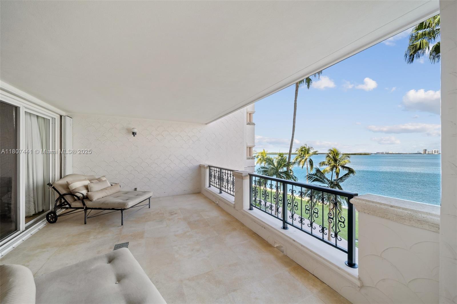 BAYVIEW FISHER ISL CONDO - Residential