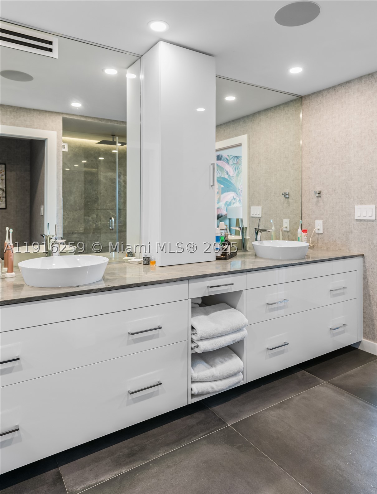 COSTA BRAVA CONDO - Residential