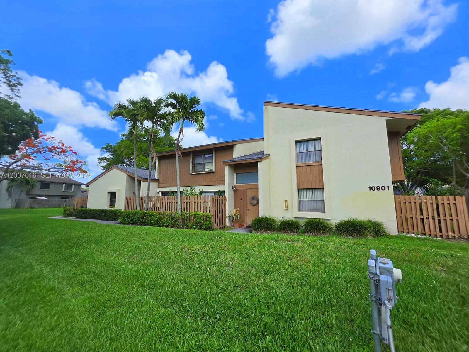 SABAL CHASE SEC 1 - Residential