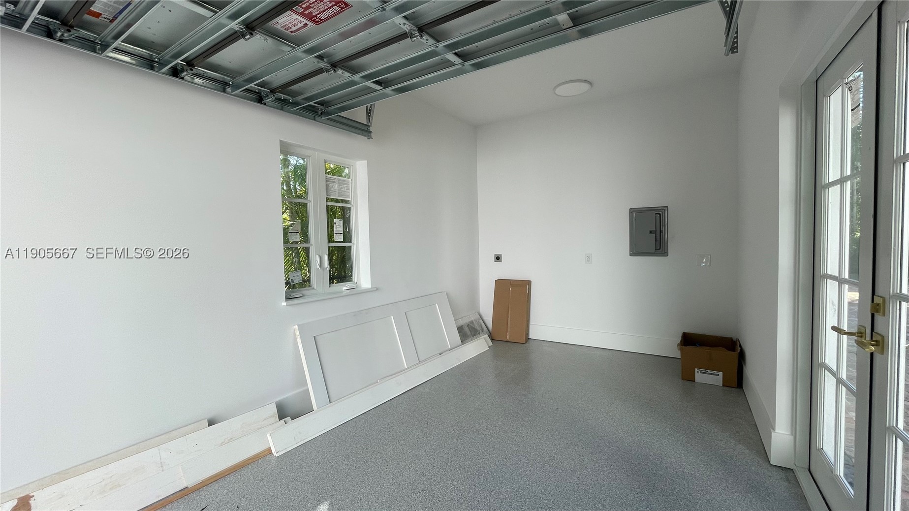 CORAL GABLES RIVIERA SEC - Residential