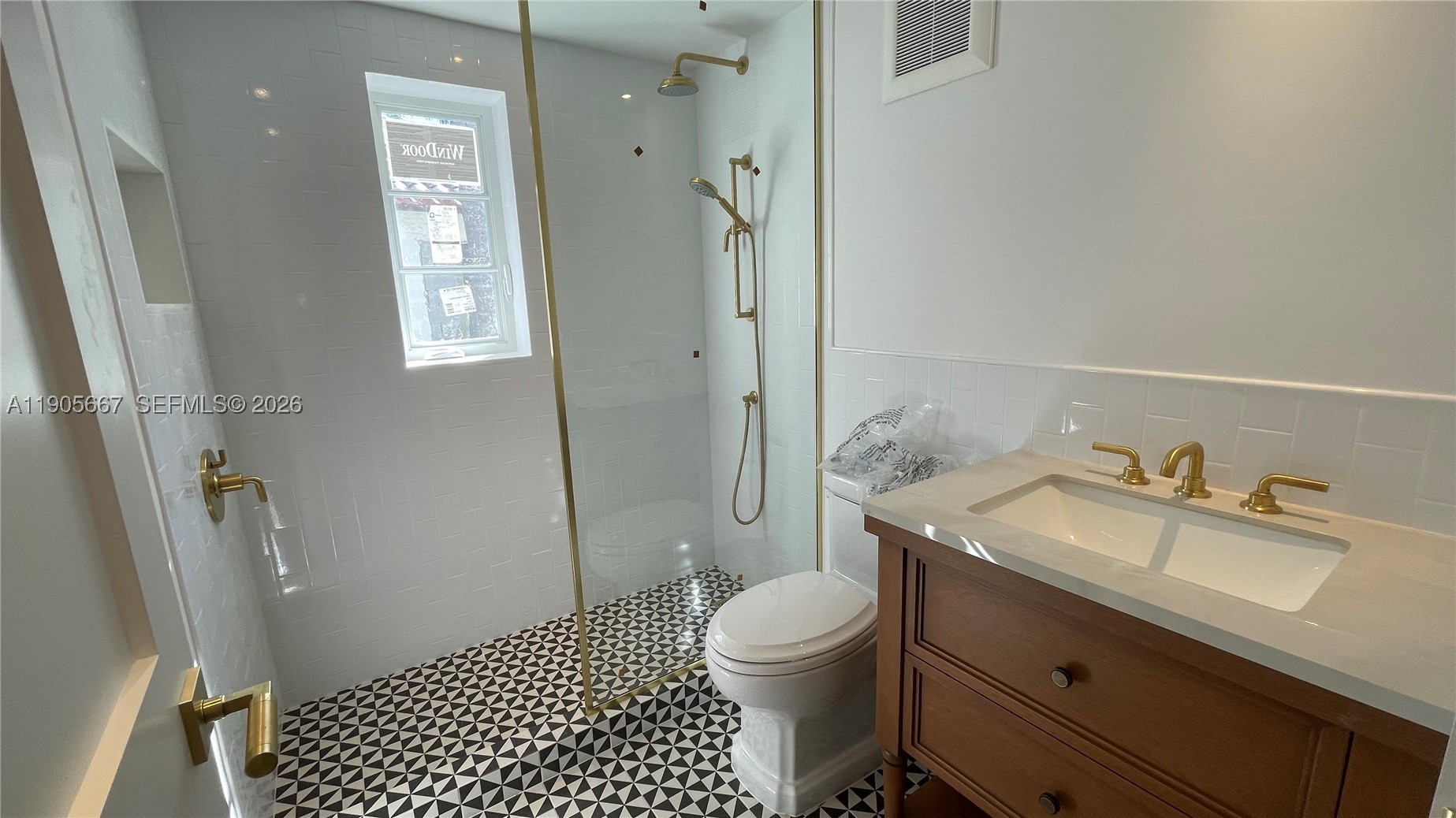 CORAL GABLES RIVIERA SEC - Residential