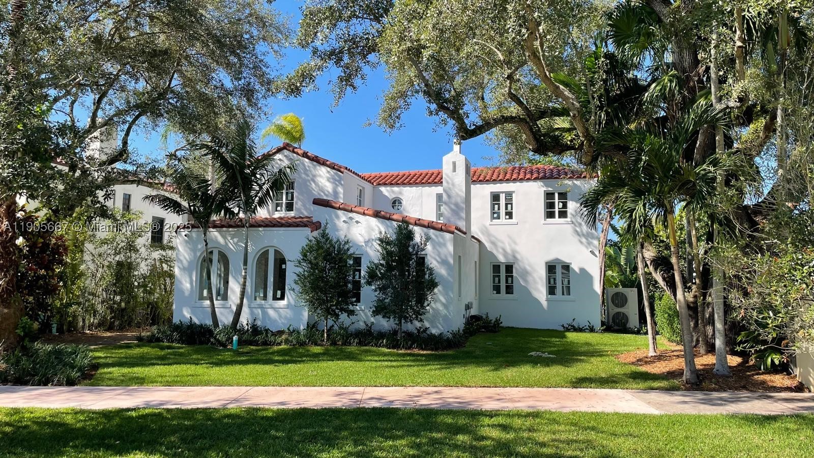 CORAL GABLES RIVIERA SEC - Residential
