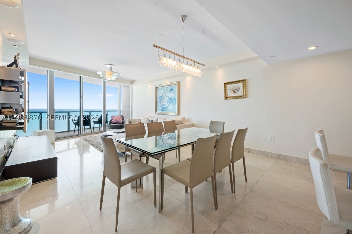 Jade Beach - Residential