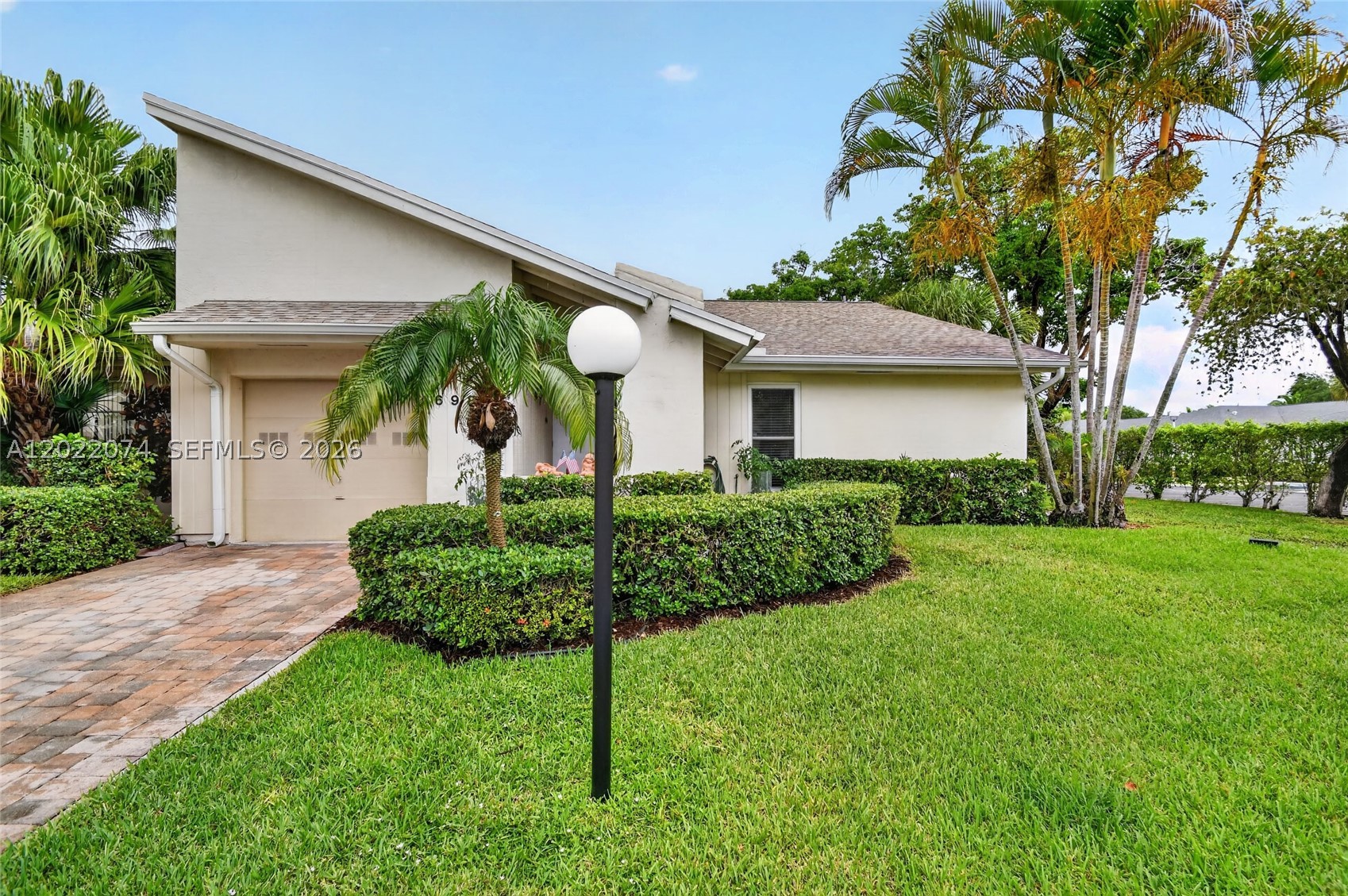 POINCIANA PLACE PH III-B - Residential