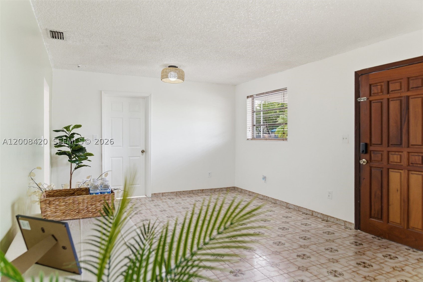 REJOSA HEIGHTS - Residential Income