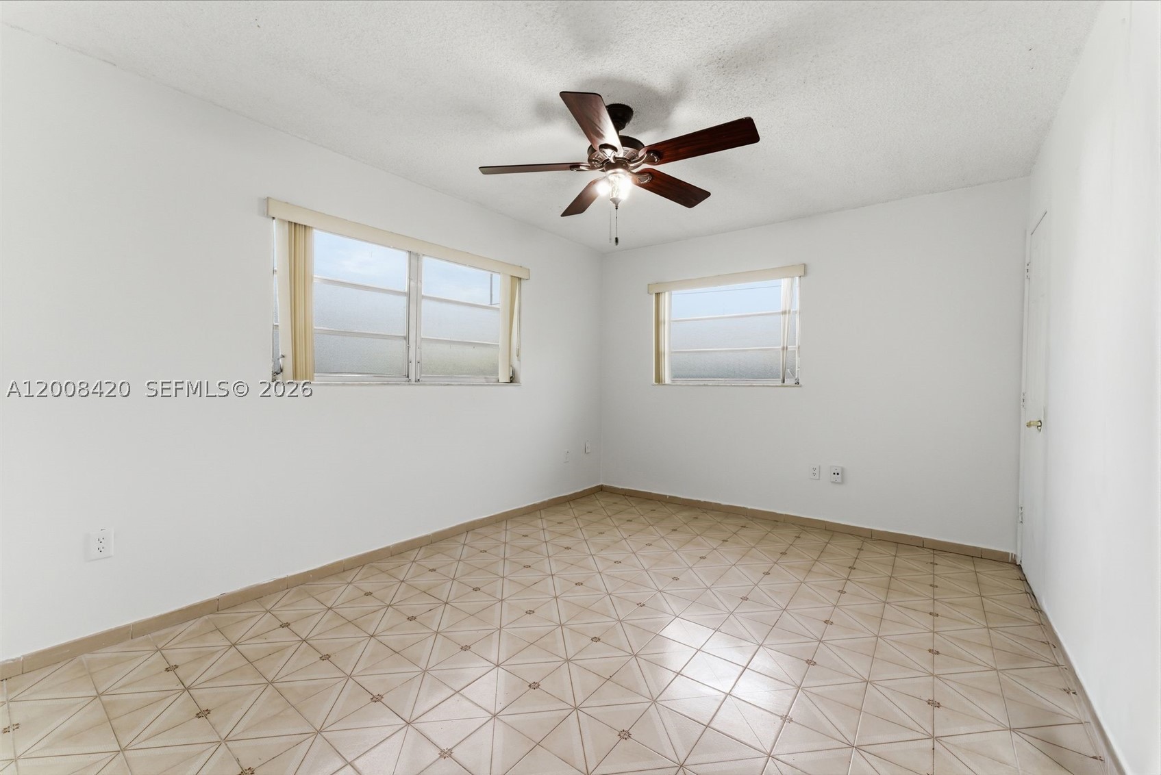 REJOSA HEIGHTS - Residential Income